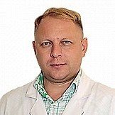 Врач Давыдов Максим Евгеньевич