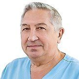 Врач Сурков Владимир Сергеевич